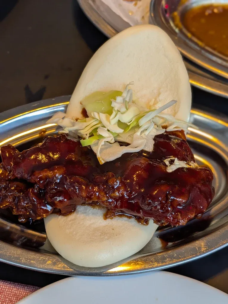 Bao de Pollo Picantón, plato estrella de BAMMBAO